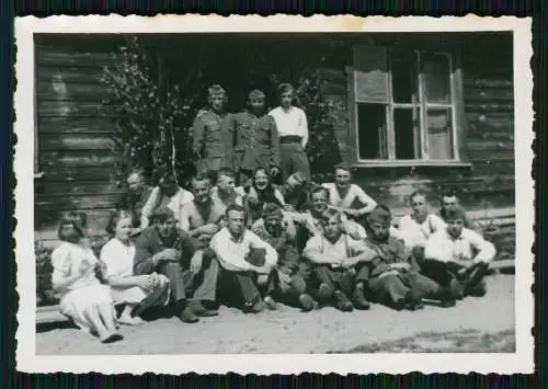 12x Foto Soldaten der Wehrmacht Fahrzeuge uvm. Vormarsch Ostfront