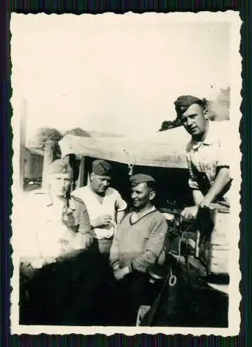 12x Foto Soldaten der Wehrmacht Fahrzeuge uvm. Vormarsch Ostfront