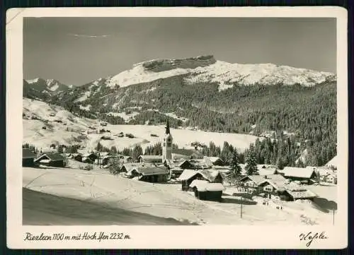 AK Riezlern Mittelberg Kleinwalsertal Vorarlberg Ort und Kirche Winter Panorama