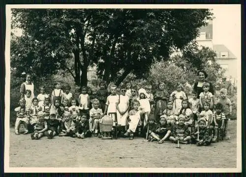 2x Foto Jungs kurze Hose verkleidet sieben Zwerge u. Mädchen Zöpfe Mannheim 1939