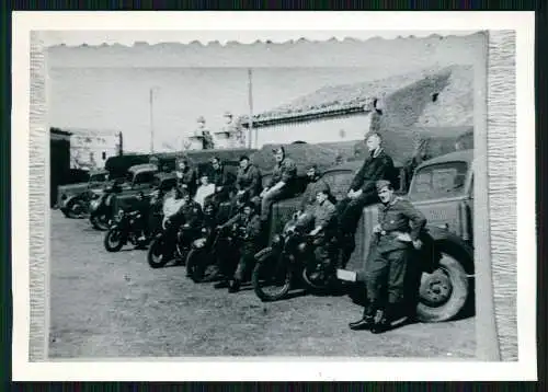 5x Foto Soldaten der Wehrmacht mit Motorrad Krad Fahrzeuge Fotopapier nach 1945