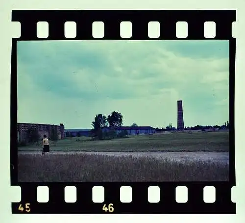 Altes Aquacolor Farb-Dia DDR Berlin Sachsenhausen Oranienburg Wachturm