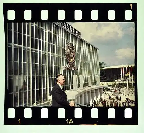 altes Aquacolor Farb-Dia Russischer Pavillon auf Ausstellung 1958 in Brüssel