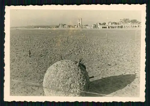 7x Soldaten der Wehrmacht Küste Frankreich Seemine Strand und Steilküste 1940-41