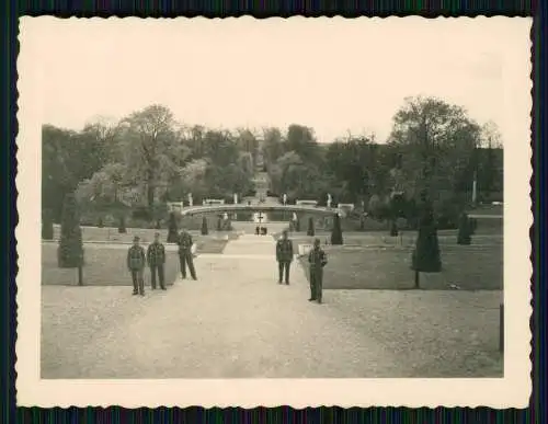 7x Foto Soldaten Wehrmacht im Park uvm. Sanssouci in Potsdam Berlin 1939