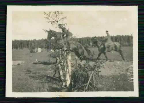 7x Foto 1. WK Soldat mit Pferd Springreiten über Hürden und Besen 1917-18