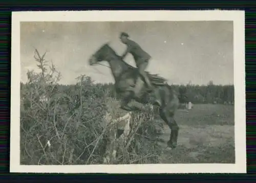 7x Foto 1. WK Soldat mit Pferd Springreiten über Hürden und Besen 1917-18