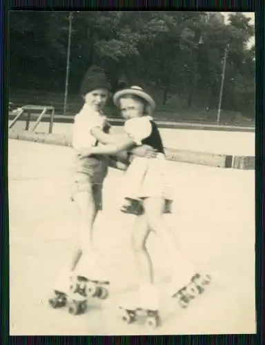 3x Foto Ursula Ante Rollschuh-Club Dortmund Training auf Vereinsgelände 1936-45