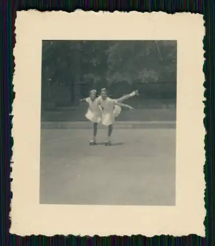 4x Foto Ursula Ante Rollschuh-Club Dortmund Training auf Vereinsgelände 1936-45