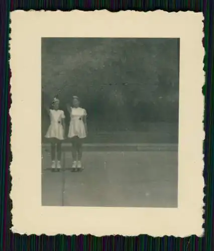 4x Foto Ursula Ante Rollschuh-Club Dortmund Training auf Vereinsgelände 1936-45