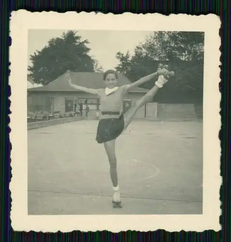 4x Foto Ursula Ante Rollschuh-Club Dortmund Training auf Vereinsgelände 1936-45