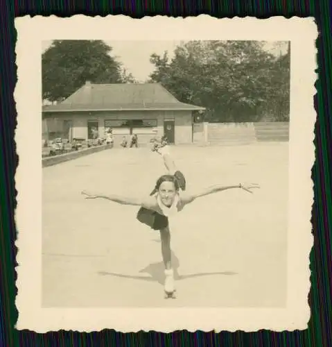 4x Foto Ursula Ante Rollschuh-Club Dortmund Training auf Vereinsgelände 1936-45