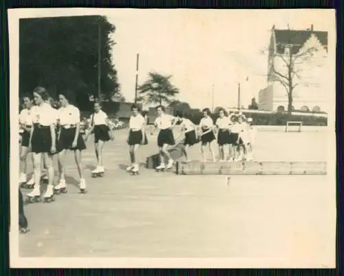 3x Foto Ursula Ante Rollschuh-Club Dortmund Training auf Vereinsgelände 1936-45