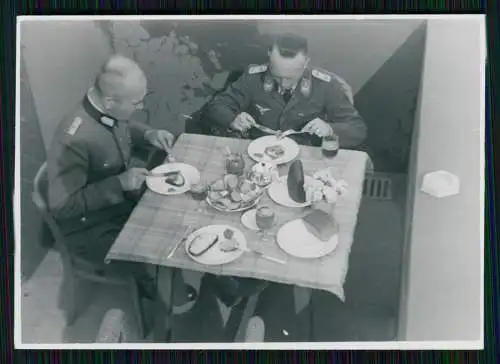 20x Foto Wehrmacht Soldaten im Quartier an der Front.. diverse Ansichten 1941-43