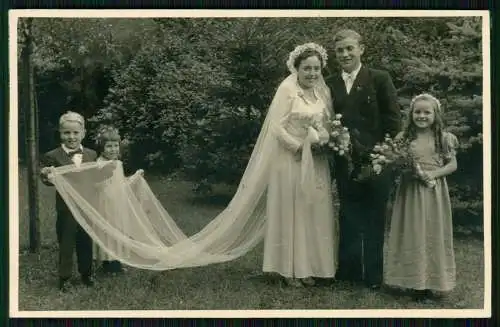 5x Foto AK Hochzeit, Hochzeitspaar, Brautkleid Blumenkinder Bräutigam um 1940