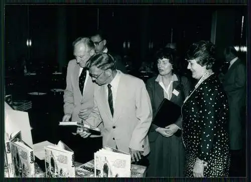 4x Foto Janusz Piekałkiewicz 1925 Warschau 1988 in Rösrath Köln Historiker uvm.