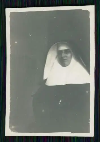 11x Foto Nonnen Ordenskluft Kloster klösterlicher Genossenschaft Klosterfrauen