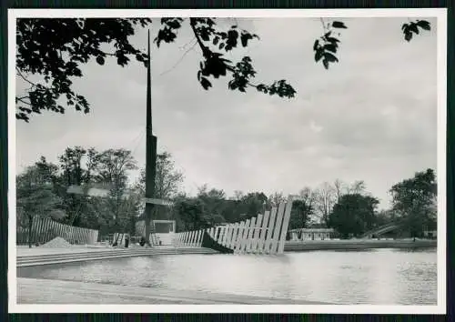 Foto AK Dortmund Ruhrgebiet - Partie am Kaiser Wilhelm Hain Westfalenpark 1950er