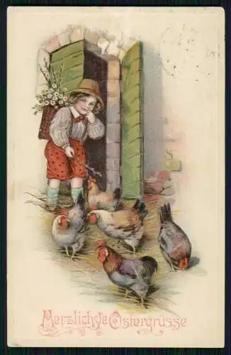 AK Präge Litho Ostergrüße Junge kurze Hose mit Korb Hühner Picken 1913 gelaufen