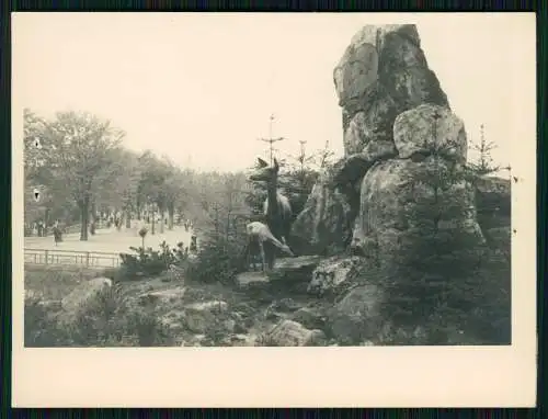 Foto Oberhof Thüringen Adolf Hitler Platz, Partie am Herzog Ernst Denkmal