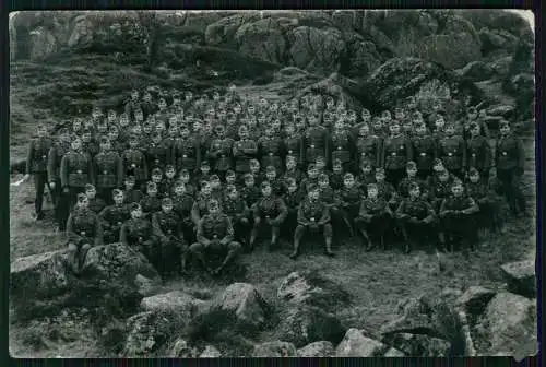 2x Foto 15x10cm Soldaten Wehrmacht große Gruppe vor felsigen Gebirge 1941