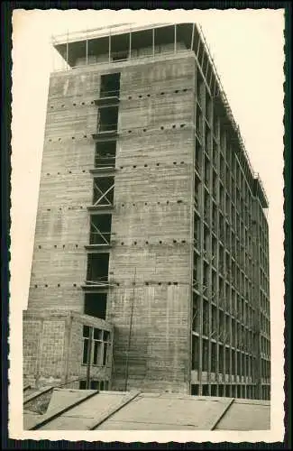 2x Foto AK Düsseldorf am Rhein Hochhaus in Bau Rohbau 1940-50