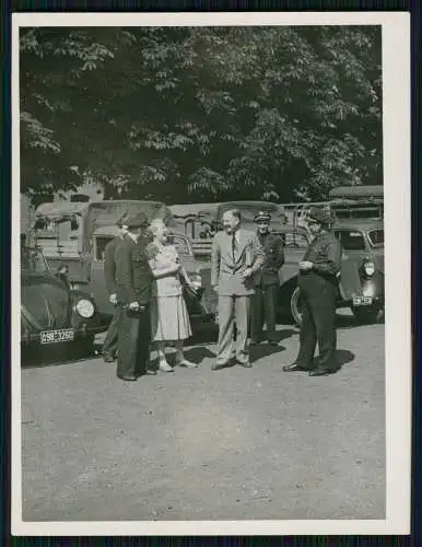 4x Foto US amerikanischer Major besucht Polizeikaserne Kassel 1948 Fahrzeuge