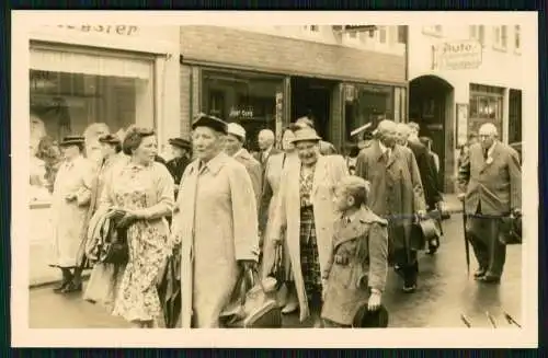 4x Foto AK Frauen Männer Pilgerreise Pilgerinnen nach Kevelaer am Niederrhein