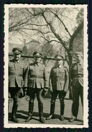 5x Foto Soldaten Wehrmacht Kaserne Lazarett oder ähnliches 1939-41