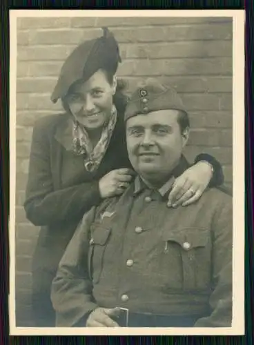 7x Foto Soldat Wehrmacht Portrait mit Frau Freundin und andere Motive 1939-42