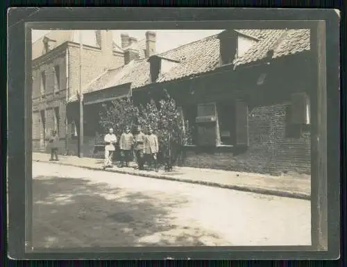 2x Foto 1. WK Belgien Frankreich Soldaten Partie am Fluss Kanal 1915