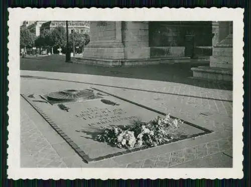 20x Foto Paris Frankreich, Diverse Ansichten Kriegsjahre 1939-40