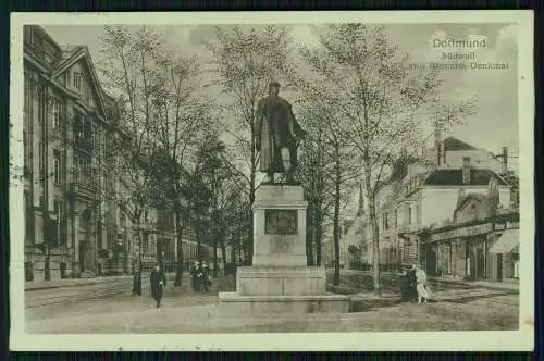 AK Dortmund Bismarck Denkmal am Südwall Spaziergänger Passanten 1920 gelaufen