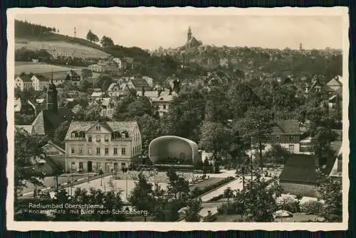 Foto AK Bad Oberschlema Erzgebirge Konzertplatz Muschel Blick auf Schneeberg