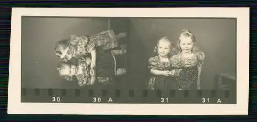 7x Foto 8x4cm fröhlich lachende Kinder mit Eltern uvm. Studiofotografie um 1940