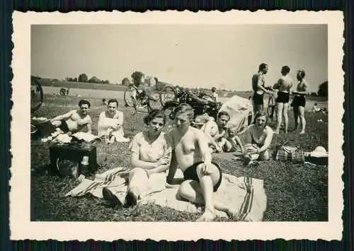 6xFoto Motorrad Kennzeichen IZ-107241 Rheinprovinz Baden am Rheinufer Damen 1939