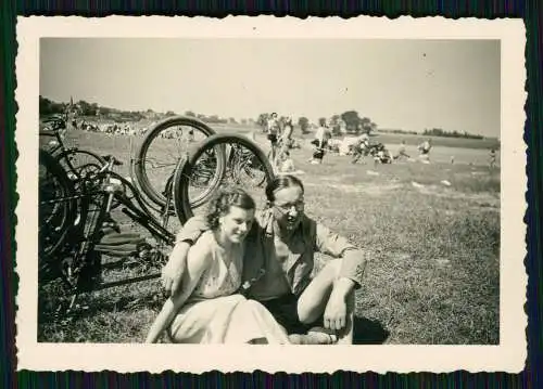 6xFoto Motorrad Kennzeichen IZ-107241 Rheinprovinz Baden am Rheinufer Damen 1939