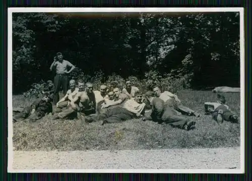 17x Foto Soldaten der Wehrmacht Vormarsch Westfront Kriegszerstörungen uvm. 1940