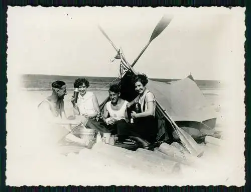 2x Foto auf Stoorms Schleppkahn Beförderung von Holzstämmen auf Fluß Rhein 1932