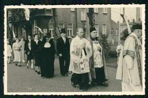 4x Foto AK Kirchweihfest o.ä Ruhrgebiet ? Priester Pfarrer aus Eichstätt 1951-56