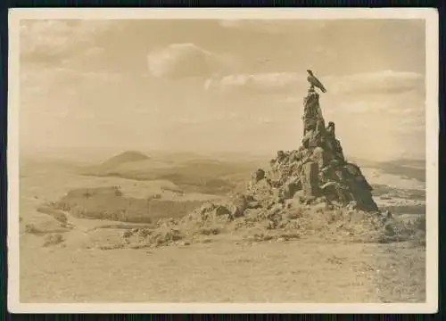 Foto AK Die schöne Rhön Fliegerdenkmal auf der Wasserkuppe 1935 Gersfeld gelaufe