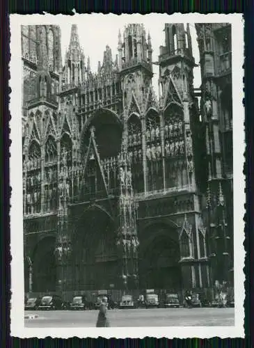 10x Foto Nachkriegs Reise nach Frankreich Rouen Honfleur uvm. 1952