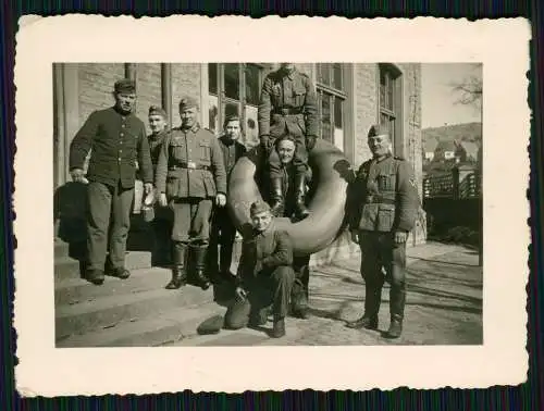 5x Foto Soldaten Wehrmacht Dorf bei Wiesbaden Hessen helfen Weinernte uvm. 1941