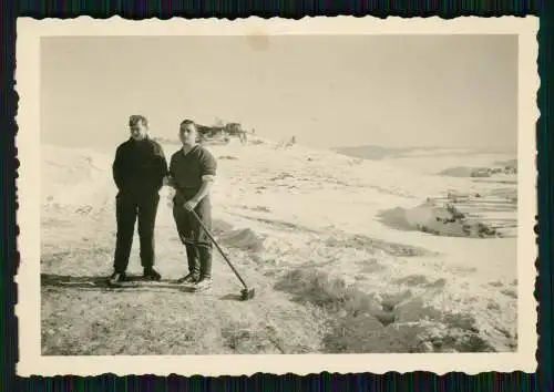 13x Foto Soldaten Wehrmacht Kriegszerstörungen Vormarsch