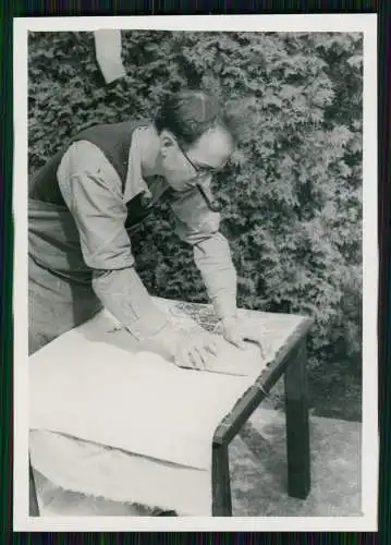 6x Foto Linolschnitt Schnitzwerkzeug Linolschneider bei der Arbeit 1945-47