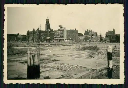 Foto Rotterdam Holland Kriegszerstörung bei Luxor Palast und Hotel Central 1940