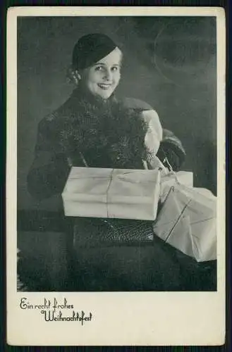 AK Weihnachte hübsche Dame viele Pakten 1939 Žacléř Schatzlar Tschechien gelaufe