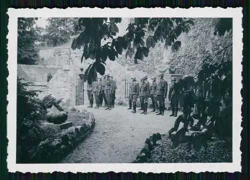 2x Foto Soldaten Wehrmacht Begräbnis