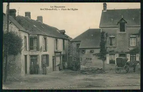 AK 1. WK La Mayenne Saint-CYR-en-PAIL Place de l'Eglise