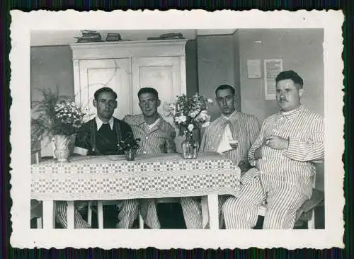 12x Foto Soldaten Wehrmacht Lazarett Kaiserin-Auguste-Viktoria G. Haus Berlin ?